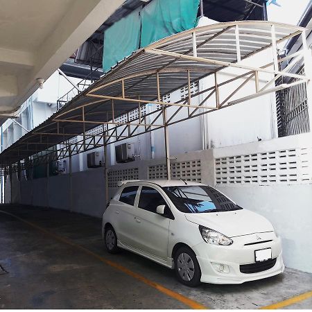 Aparthotel De Nymph Nakhon Sawan Exterior foto